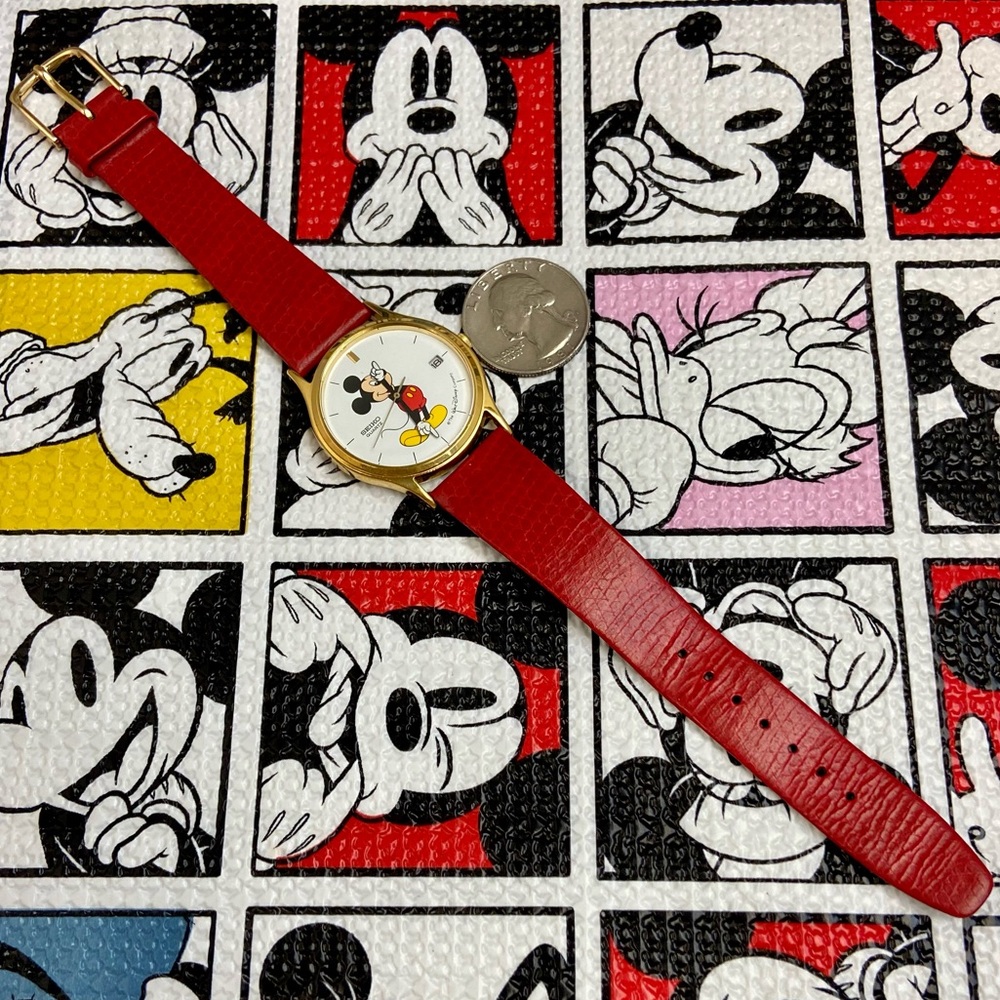 Vintage Disney X Seiko Mickey Mouse Men’s Unisex Dress Watch with Moving Arms - Picture 9 of 16